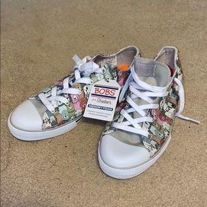 Bob's from Skechers-Dog print sz 10